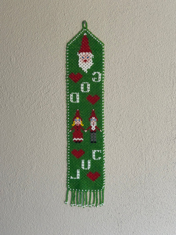 Væghæng ~ perlebroderi