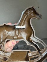 Gyngehest ~ vægophæng