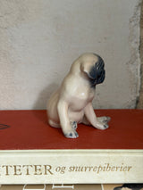 Figur  – Mops hvalp