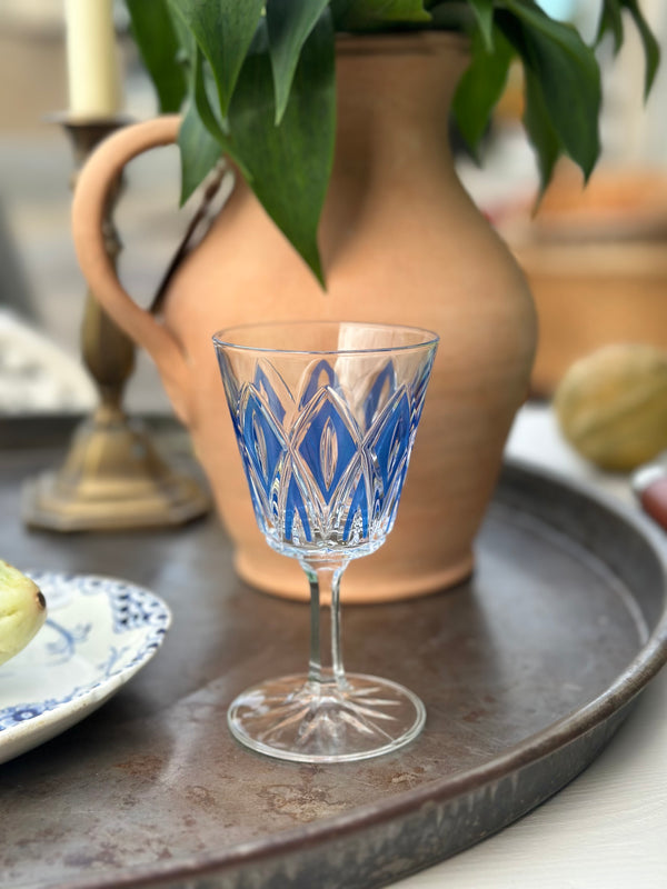 Hvidvins glas ~ Blå