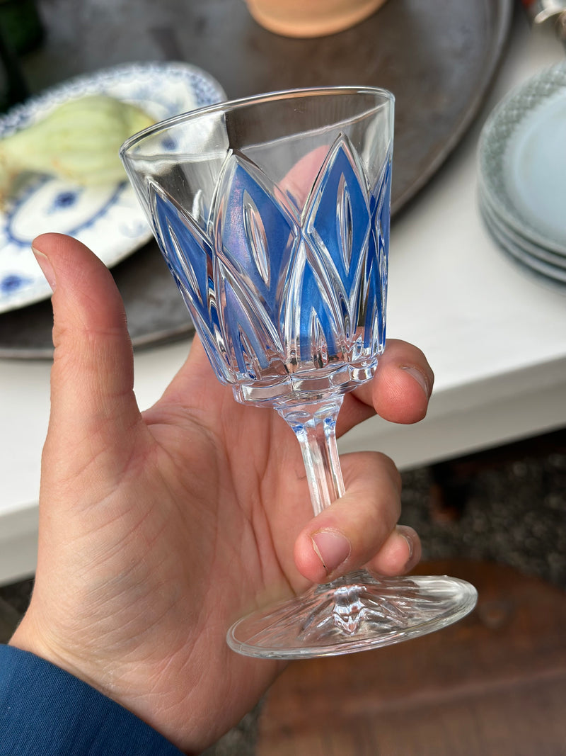 Hvidvins glas ~ Blå