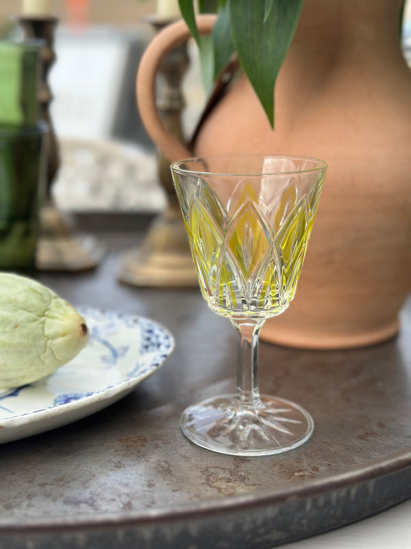 Hvidvins glas ~ Gul.