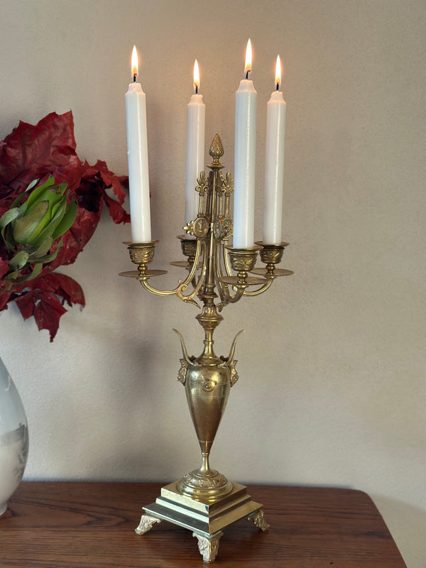 Lysestage ~ 4 kronelys