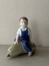 Figur ~ Dreng på græskar