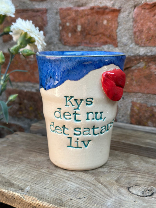 Kop ~ kys det nu, det satans liv 💋