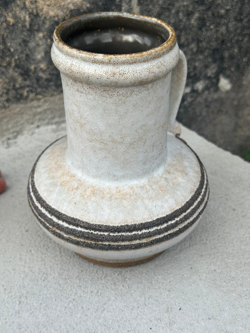 Vase ~ kande