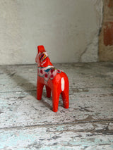 Lille rød Dalarhest