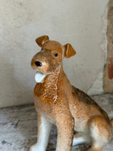 Figur ~ Russisk porcelænsfigur – Airedale Terrier