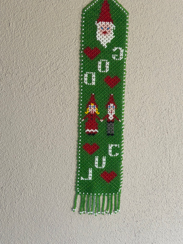 Væghæng ~ perlebroderi