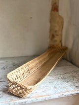 opdateret Shopify-tekst:

Vintage baguettekurv i rattan – 61 cm