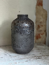 Unik keramikvase med råt og rustikt udtryk 🖤