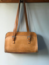 Skuldertaske ~ kernelæder